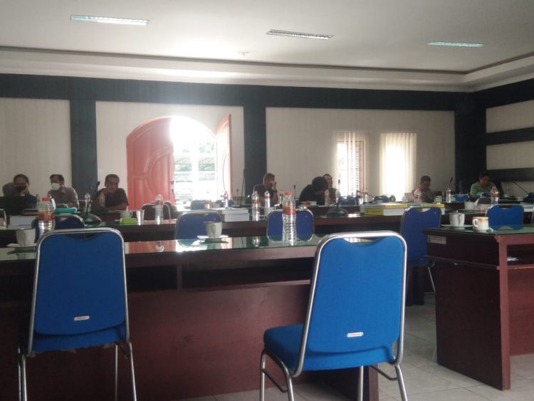 Suasana Rapat Banmus DPRD Simalungun. (Foto: Wahanainfo.com)