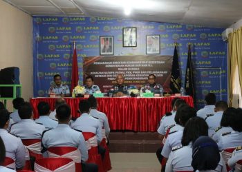 Pertemuan Dirkamtib Ditjenpas RI Abdul Aris, dengan pejabat dan pegawai Lapas Kelas II A P. Siantar. (Foto: Humas Lapas P.Siantar)