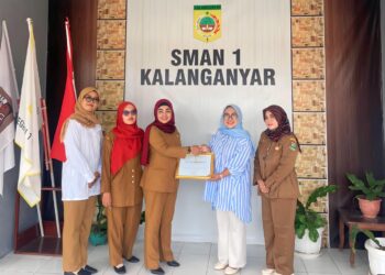 Guru SMAN Negeri 1 Kalanganyer