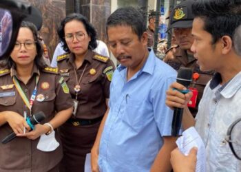 Ketua Umum KOMPRI-SU Saat Meberikan Tanggapan Terkait Bimtek Yang Diselenggarakan Kepala Dinas Pemberdayaan Masyarakat Dan Desa Pemerintah Kabupaten Padang Lawas