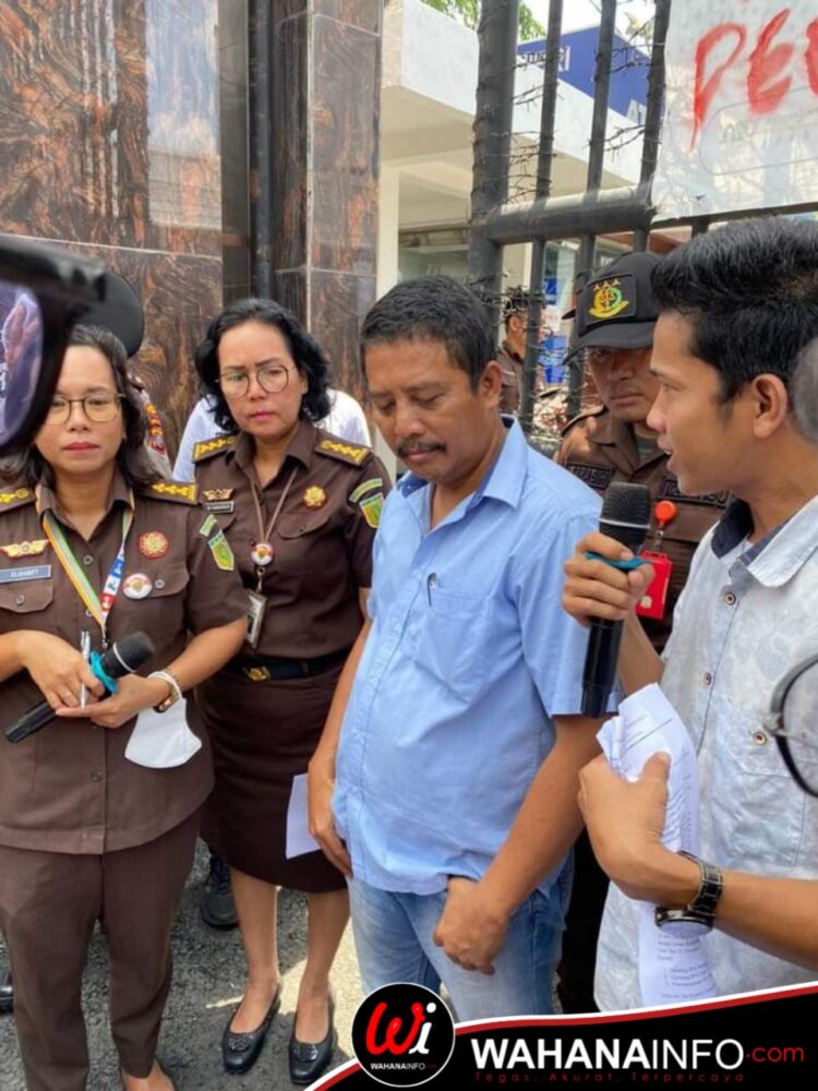 Ketua Umum KOMPRI-SU Saat Meberikan Tanggapan Terkait Bimtek Yang Diselenggarakan Kepala Dinas Pemberdayaan Masyarakat Dan Desa Pemerintah Kabupaten Padang Lawas